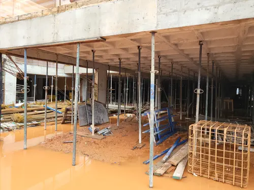 O que é reescoramento em construções civís